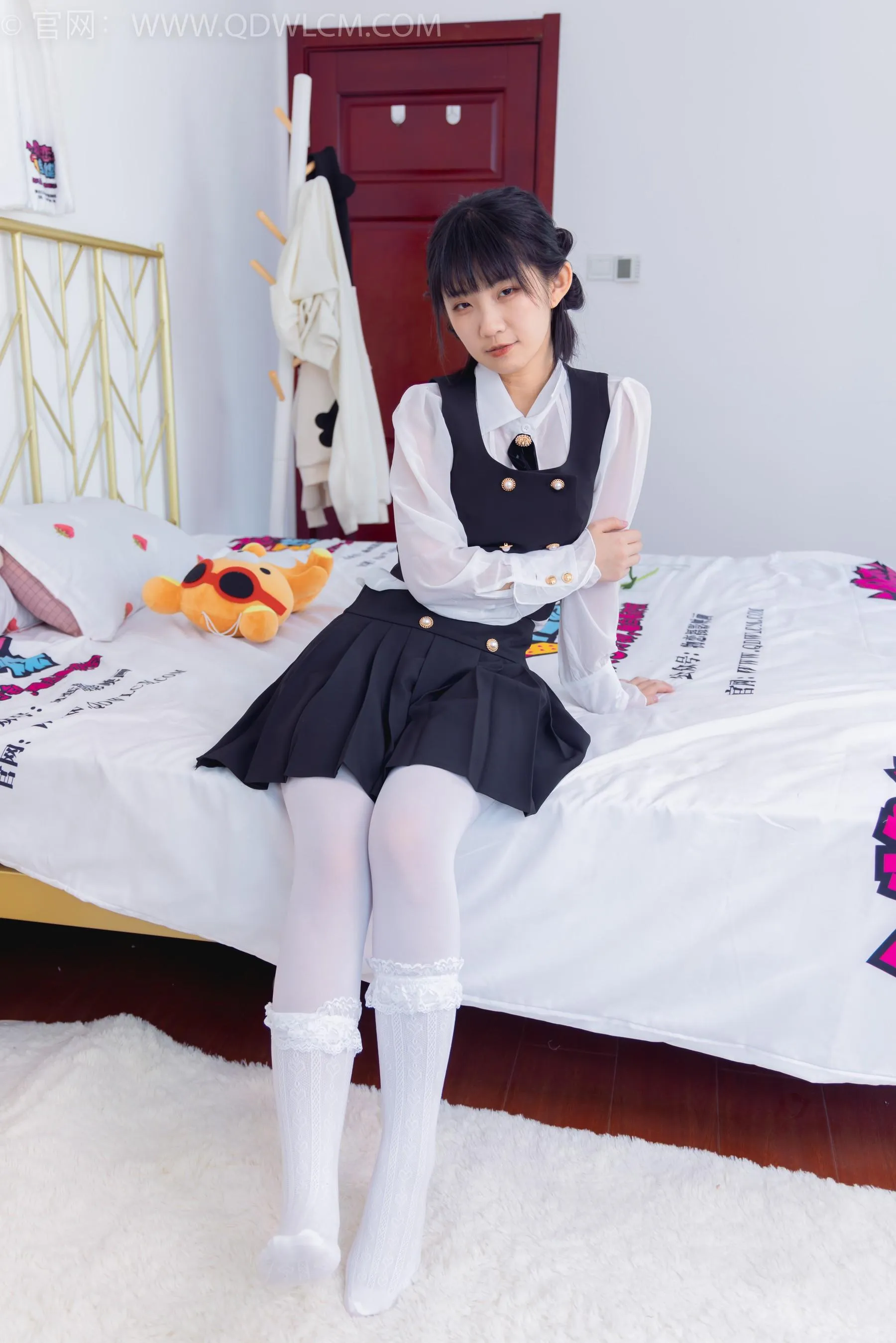 物恋传媒 NO.1555 暗月-蓝莓之恋 [155P]插图3